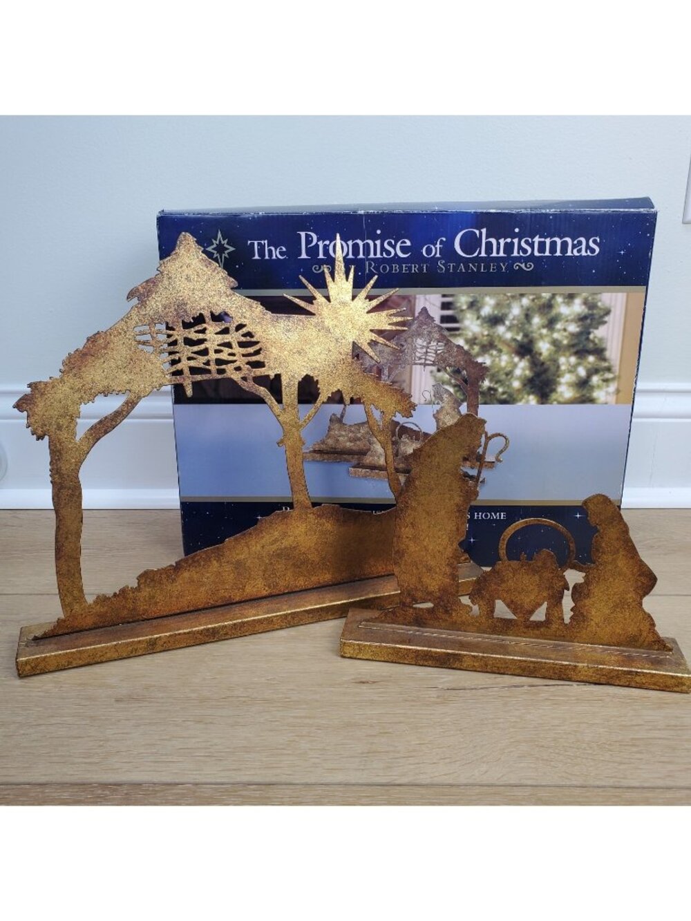 Promise of Christmas Deluxe Gold Nativity Robert Stanley Metal 2 Piece Set Boxed